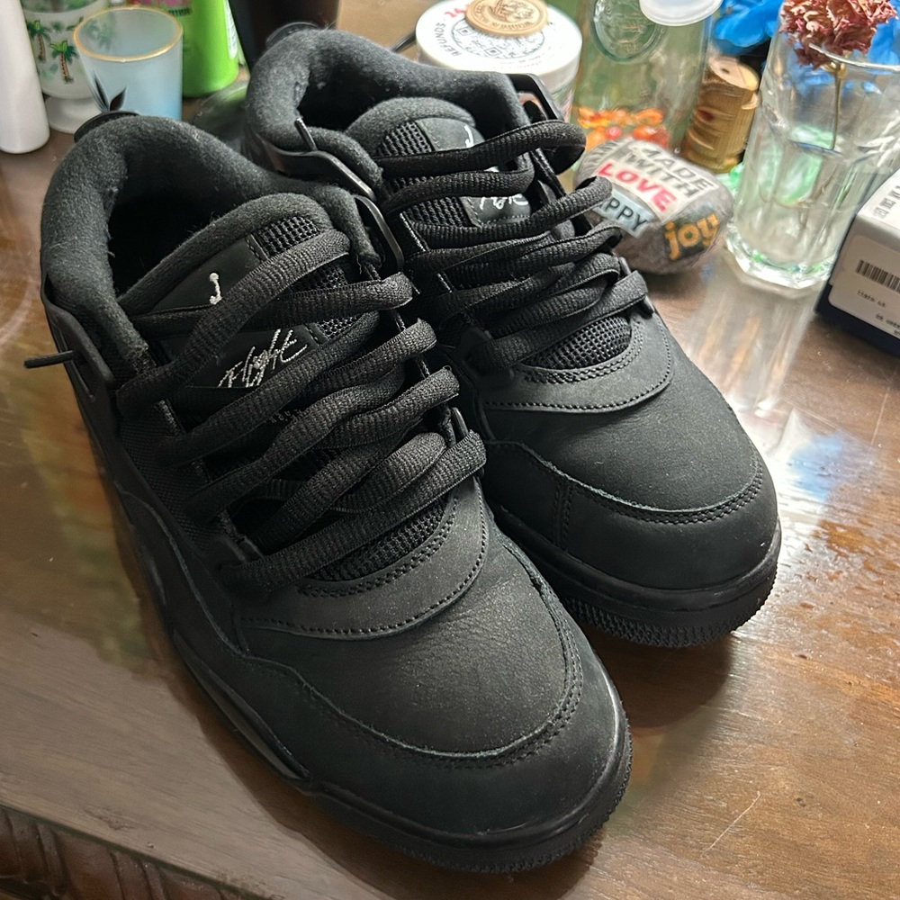 Jordan 4 RM